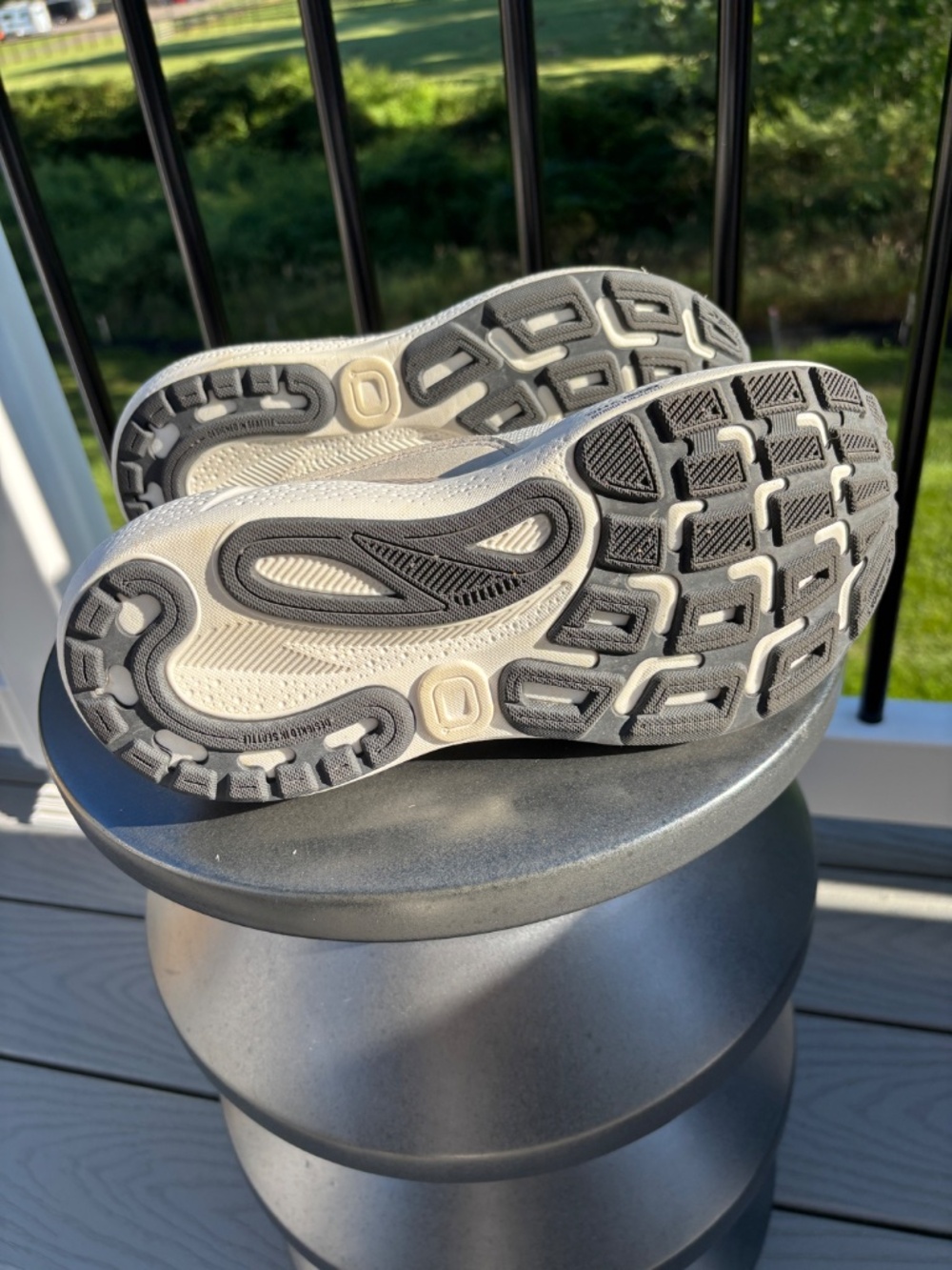 Adrenaline GTS 24 Coconut/SilverLining/Black size 7 - Picture 4 of 10